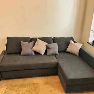 Charmante Nahe Wiener Stadthalle Apartment Vienna